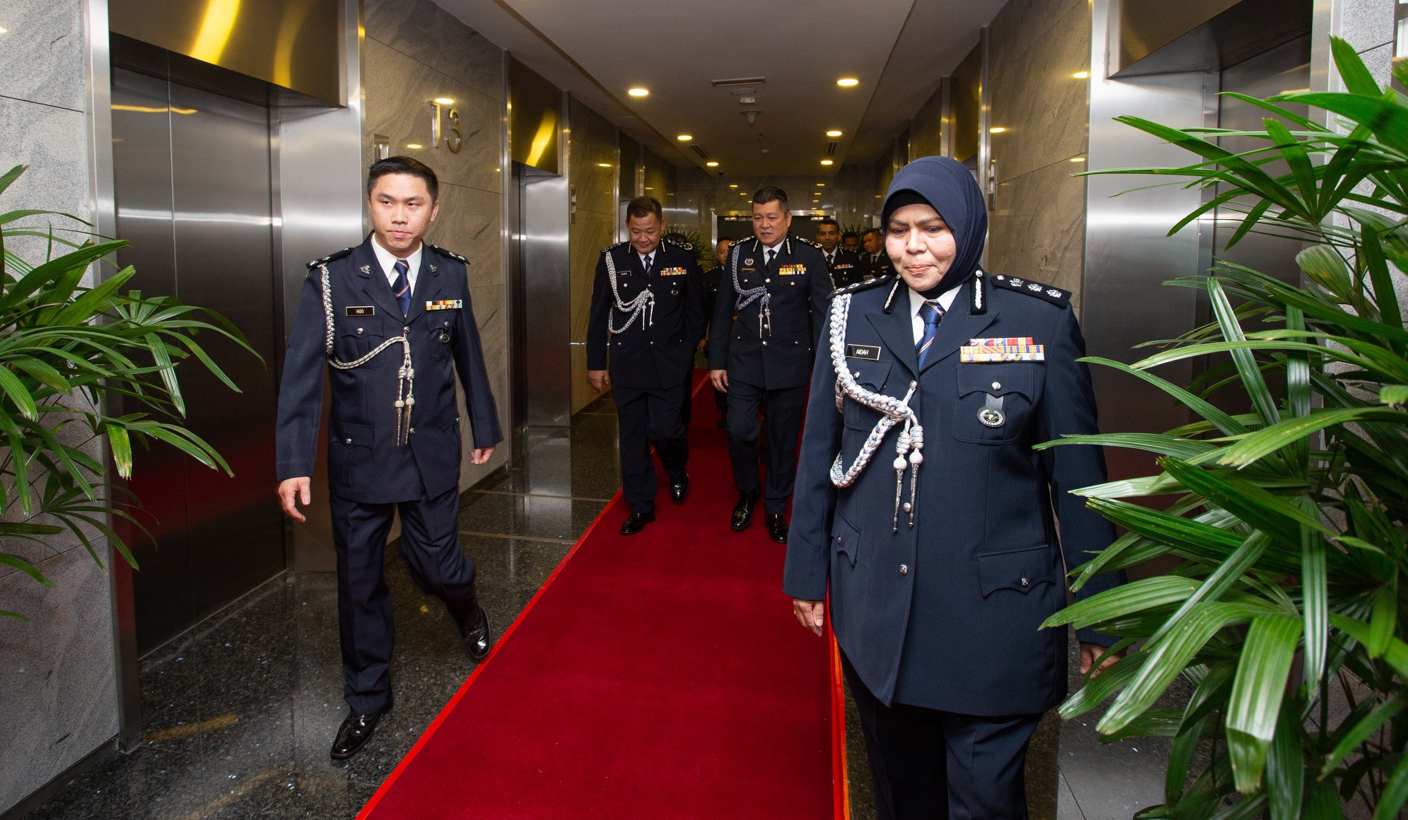 OFFICIAL VISIT BY INSPECTOR GENERAL OF POLICE OF ROYAL MALAYSIA POLICE AND COMMISSIONER OF POLICE OF ROYAL BRUNEI POLICE FORCE TO ASEANAPOL SECRETARIAT